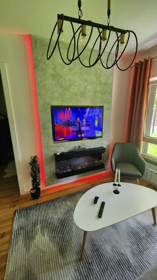 Apartman Park Lake トゥズラ エクステリア 写真